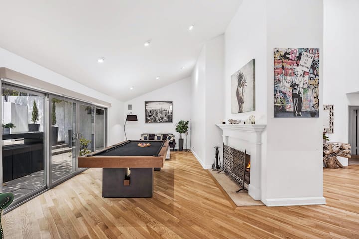 The Hills Villa-Pool,Sauna,Tennis Court,5*Location gallery image 4