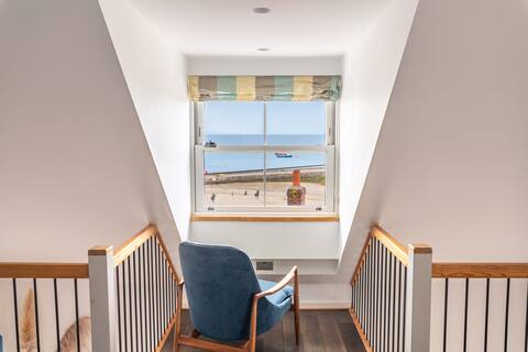Stylish Beach House moments from the beach
