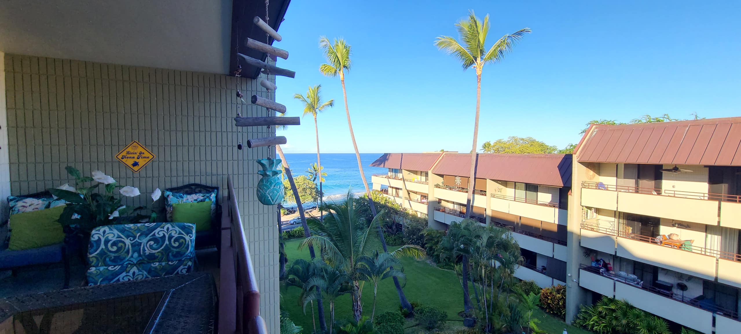 Condo in Kailua-Kona · ★4.94 · 2 bedrooms · 5 beds · 2 private baths - Image 37