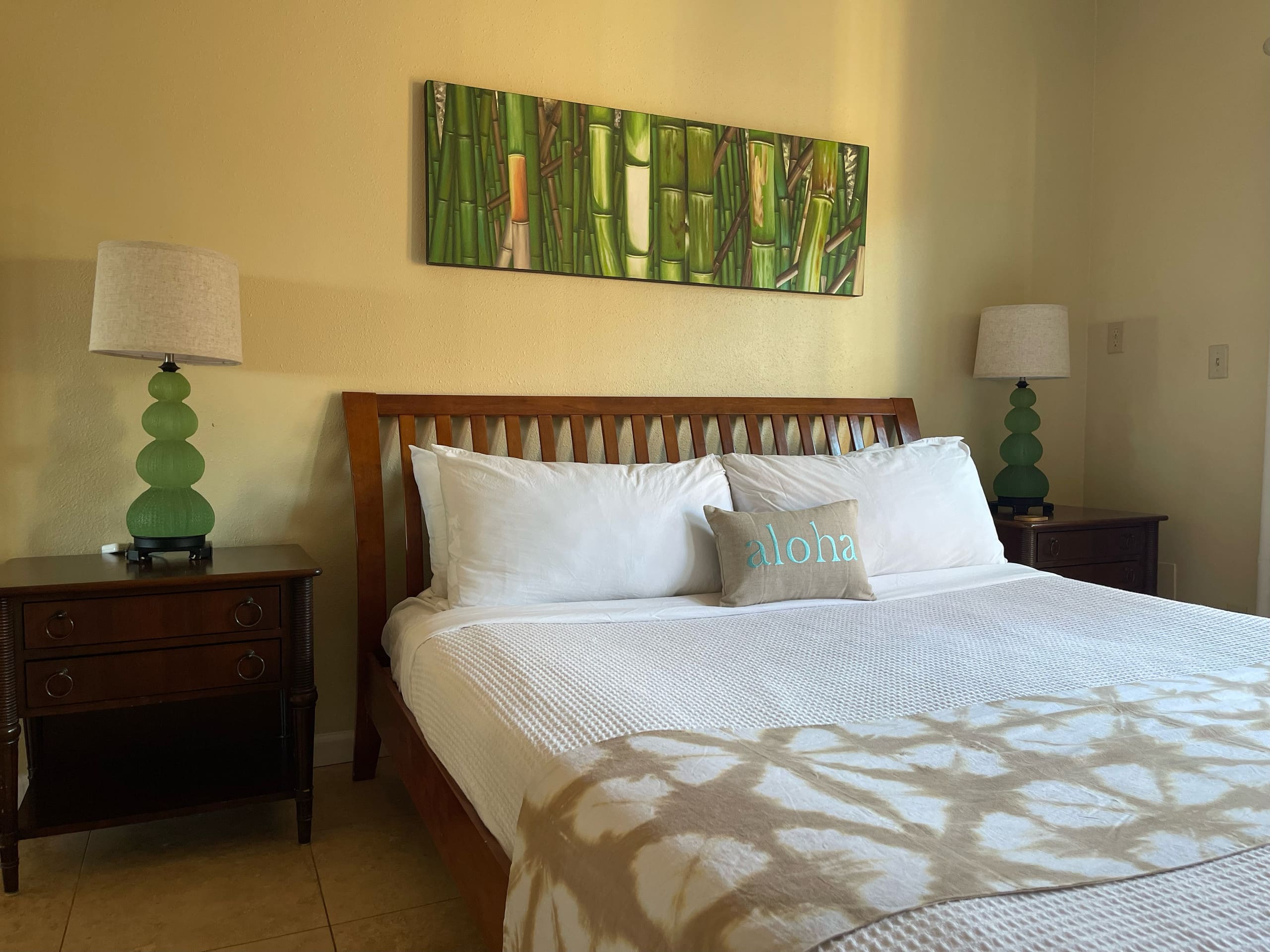 Home in Lahaina · ★4.91 · 4 bedrooms · 4 beds · 2 baths - Image 17