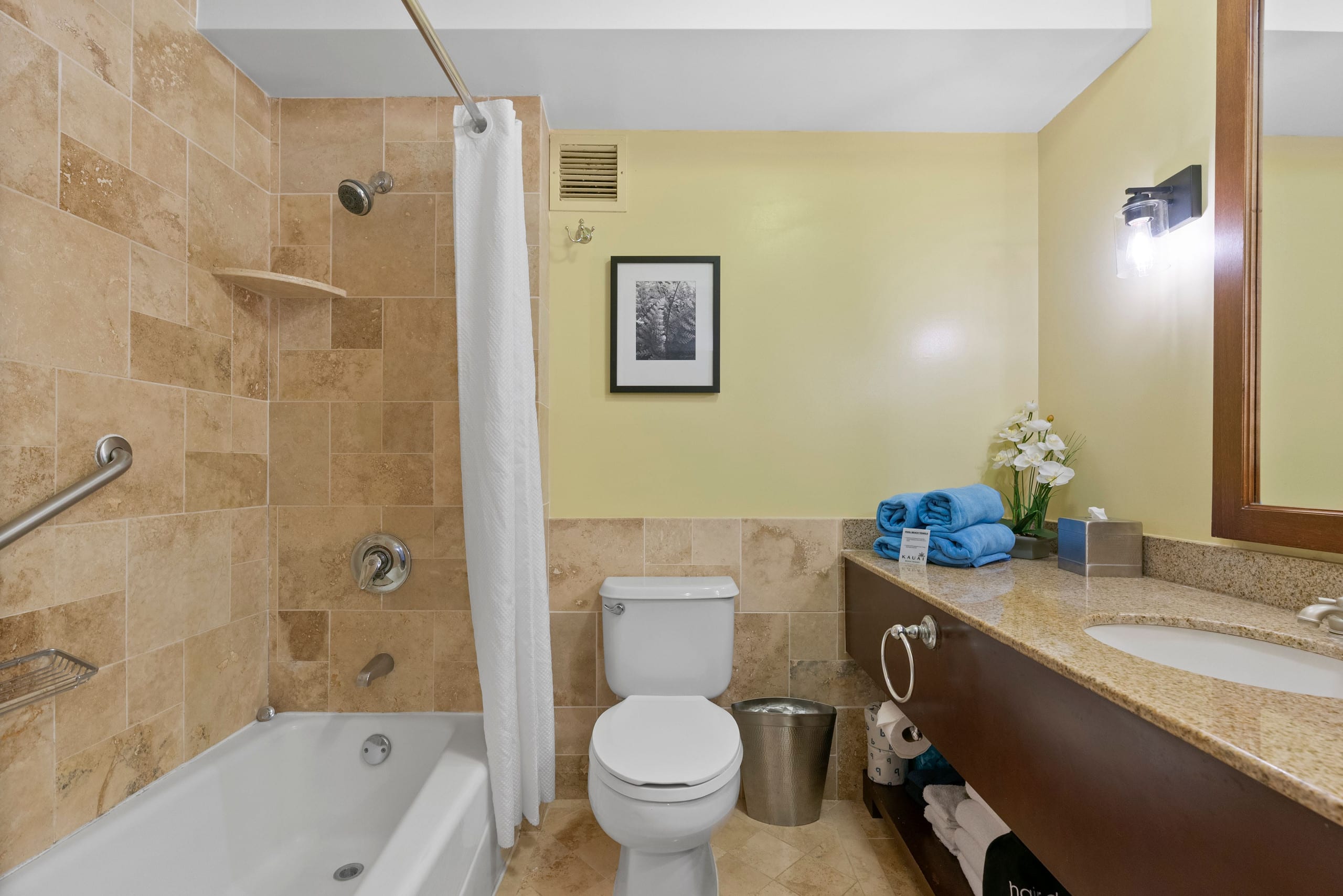 Condo in Lihue · ★4.86 · 1 bedroom · 1 bed · 1 shared bath - Image 18