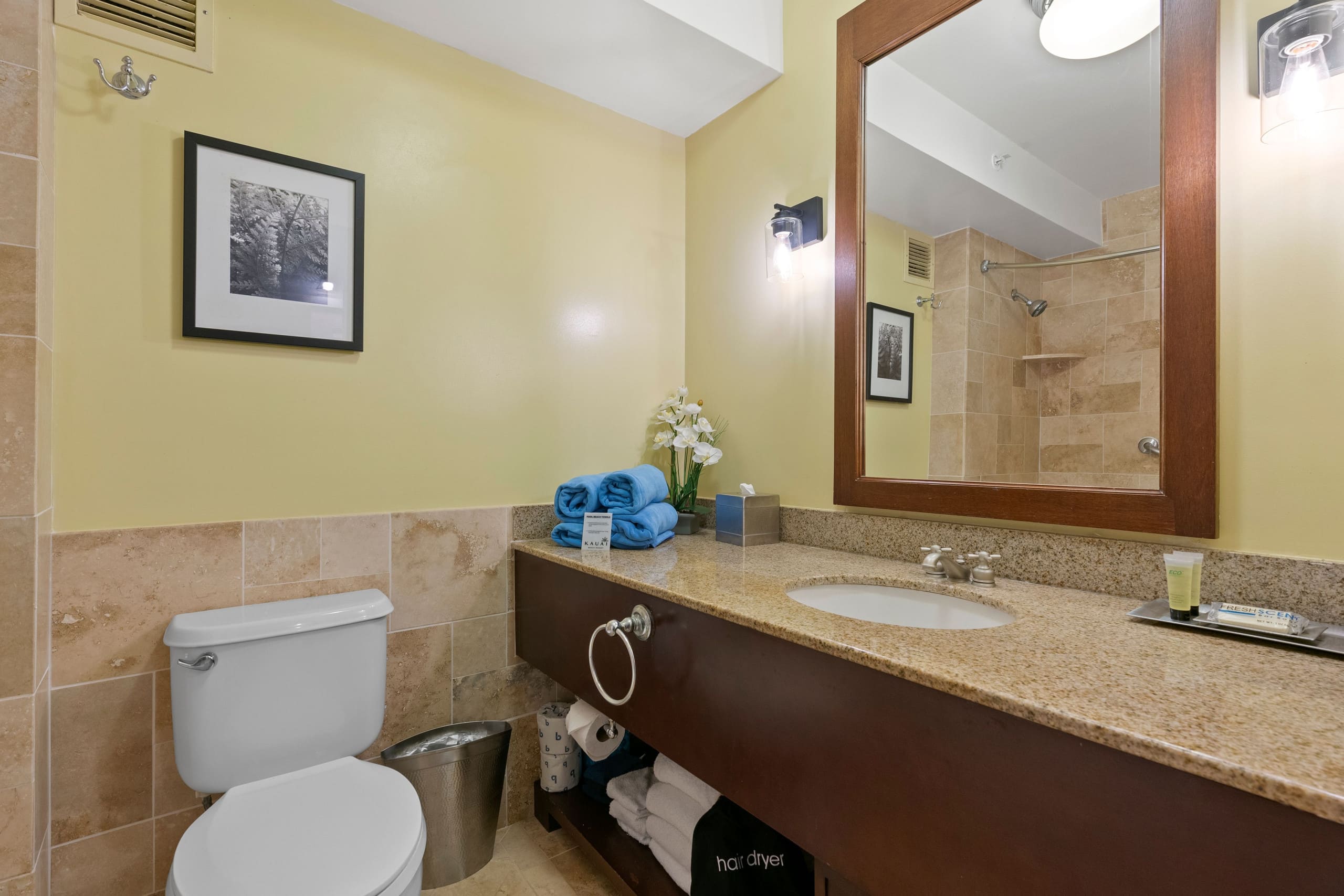 Condo in Lihue · ★4.86 · 1 bedroom · 1 bed · 1 shared bath - Image 20