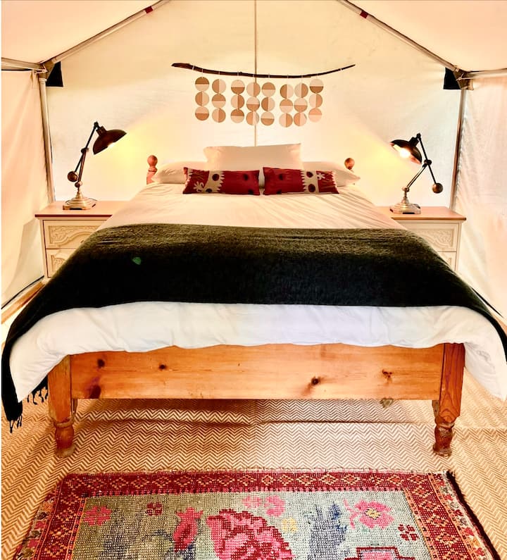 Cosy tent