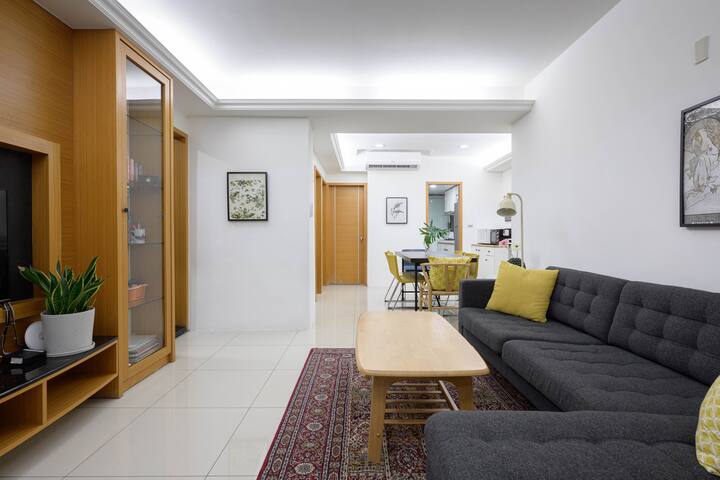 Cosy Apt in front of Park; 3 minutes to MRT gallery image 3