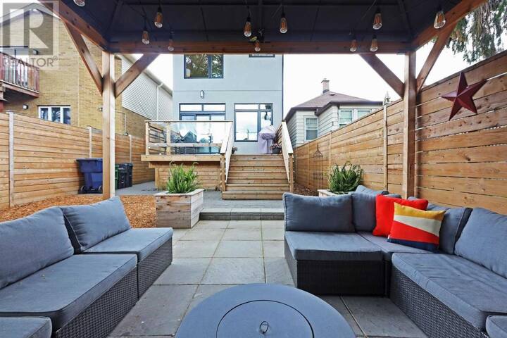 Modern Home – 20min to Downtown w/ Outdoor Patio gallery image 4