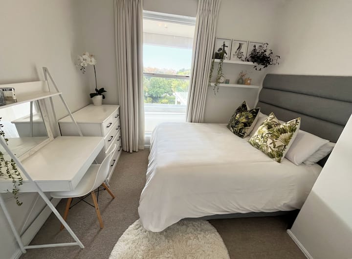 Četvrta spavaća soba s bračnim krevetom 