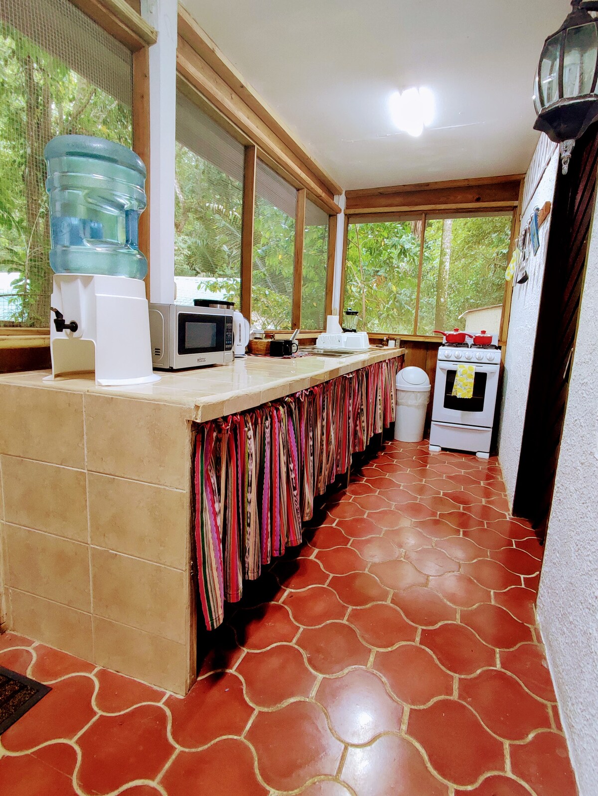 Standard Bungalow/ Pool Access/ Garden Views — 1 bedroom vacation rental in San Ignacio