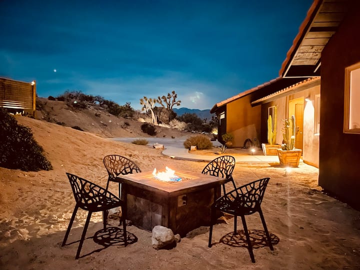 Casa Rustik | 360 Views+pool +Sauna+modern Rustic - Yucca Valley, CA