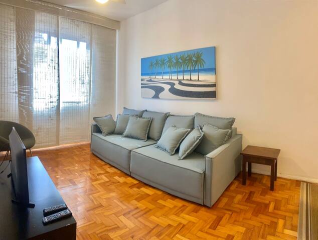 Great space in Ipanema! 3BR, 2,5 B gallery image 2