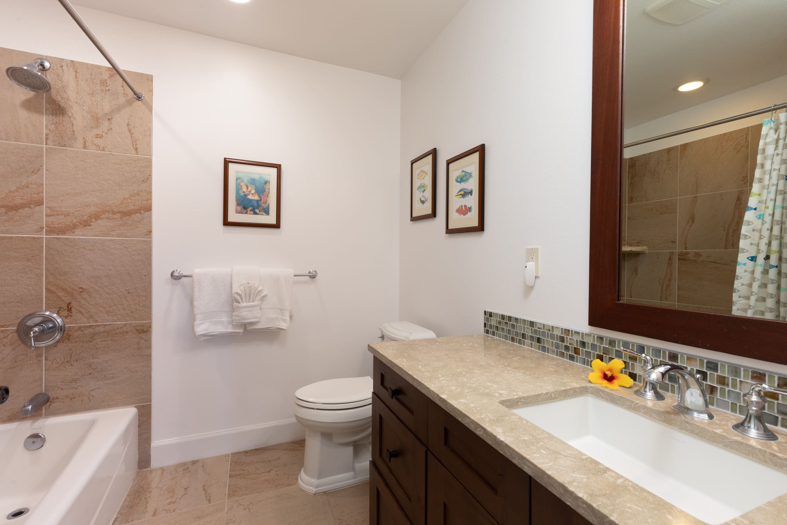 Home in Waimea · ★5.0 · 4 bedrooms · 6 beds · 3.5 private baths - Image 29
