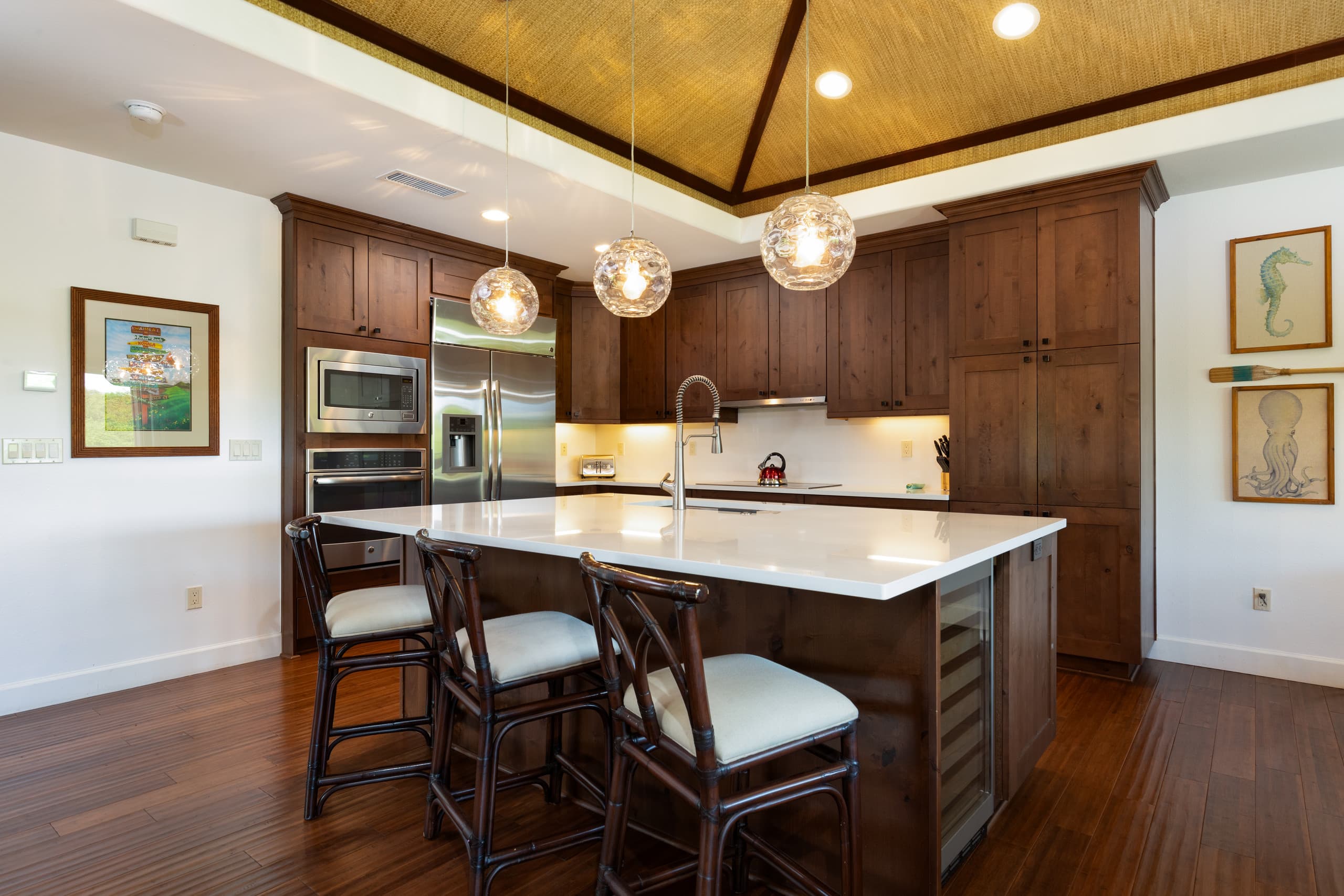 Home in Waimea · ★5.0 · 4 bedrooms · 6 beds · 3.5 private baths - Image 10