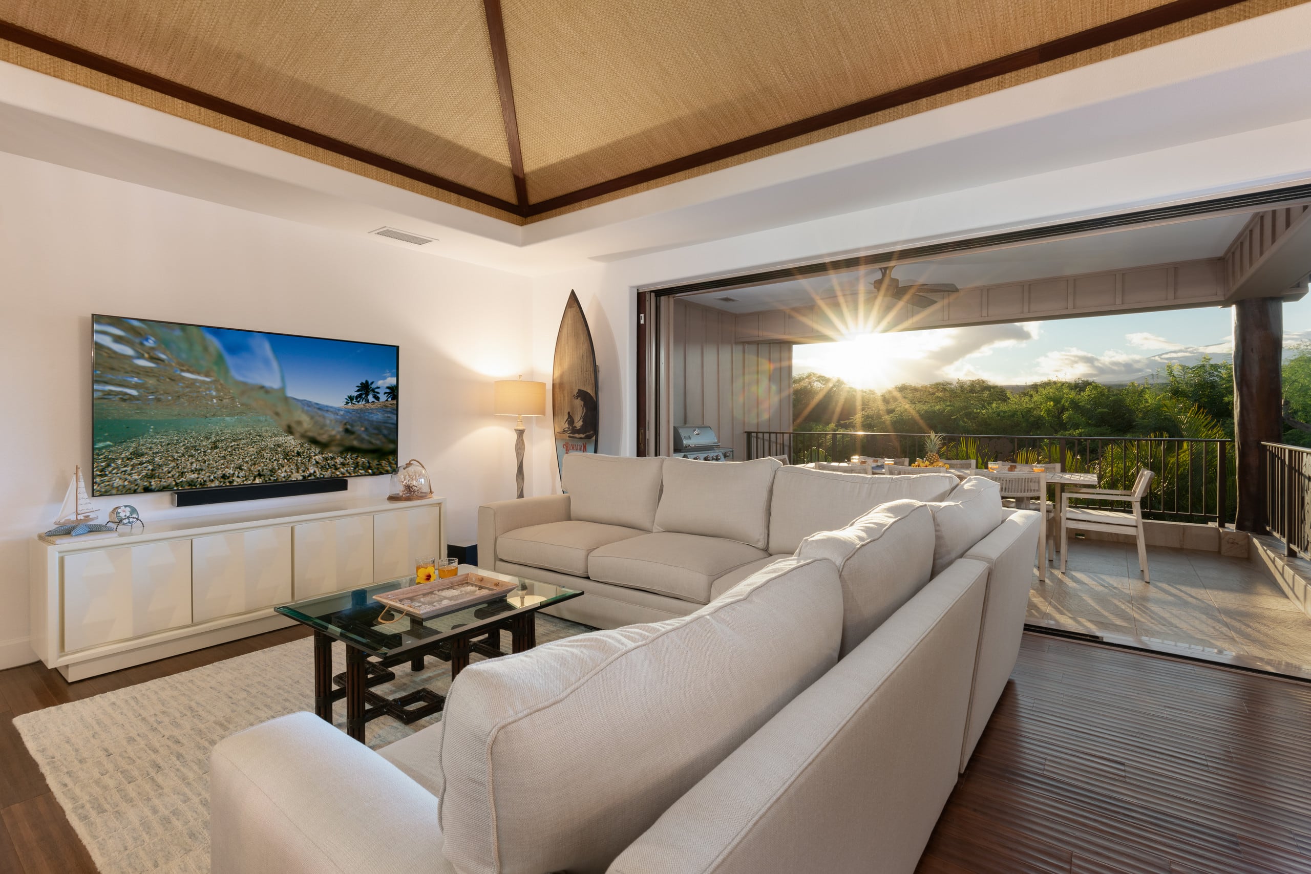 Home in Waimea · ★5.0 · 4 bedrooms · 6 beds · 3.5 private baths - Image 3
