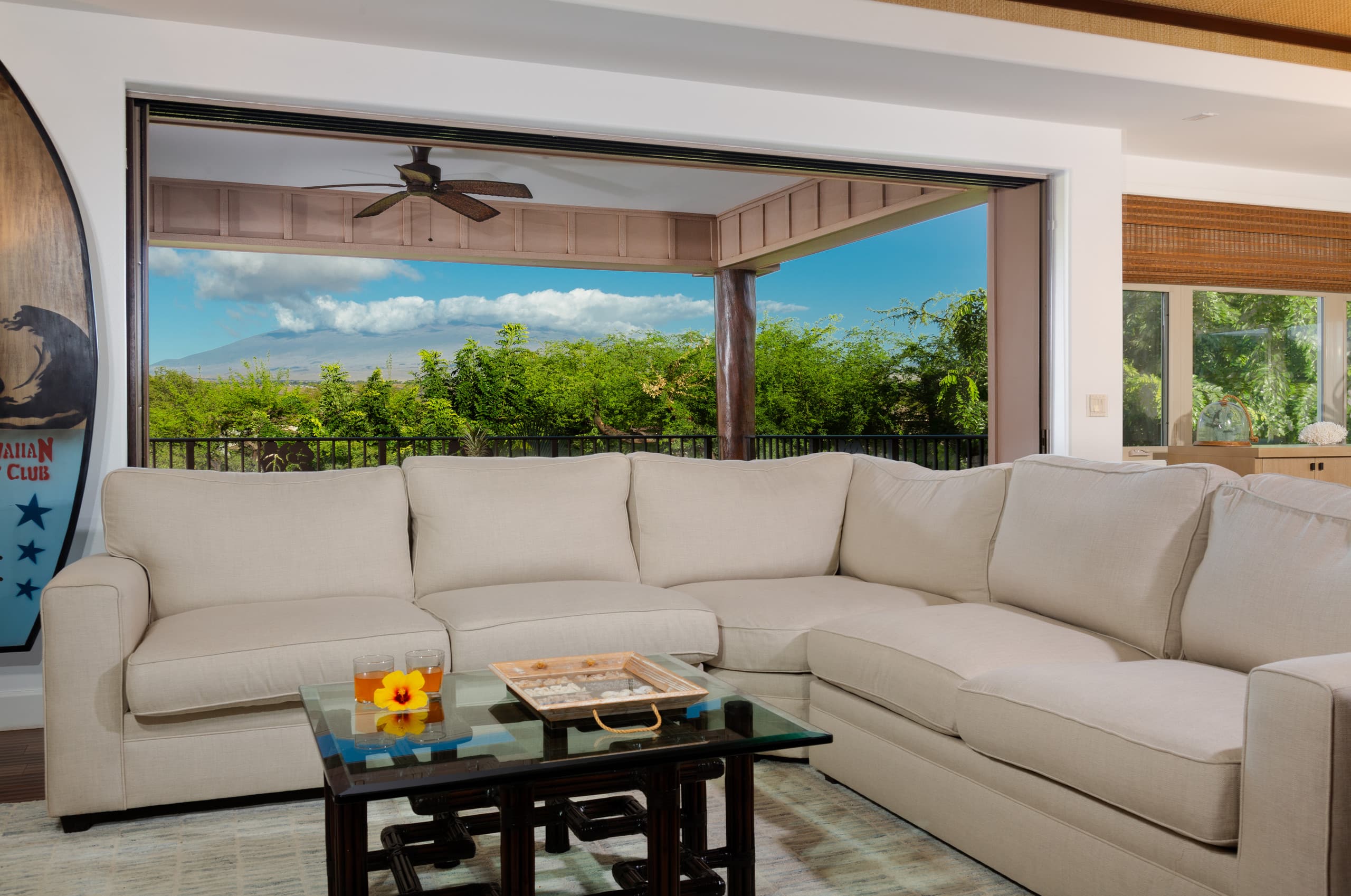 Home in Waimea · ★5.0 · 4 bedrooms · 6 beds · 3.5 private baths - Image 4