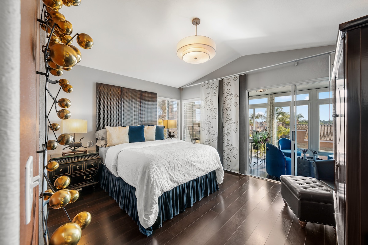 Full kitchen at Zen House VIP vacation rental in Chula Vista