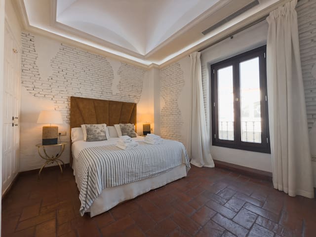 Monkeys Apartments managed Airbnb listing 2