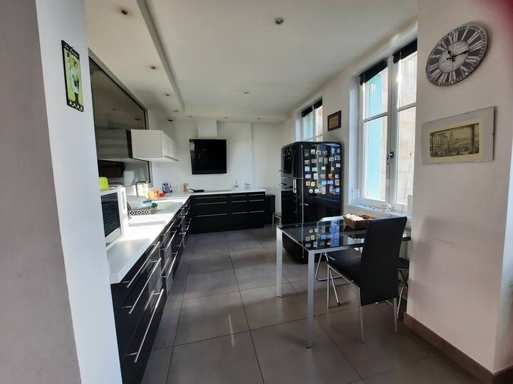 Agréable Chambre Dans Appartement Avec Jardin - Bar-le-Duc