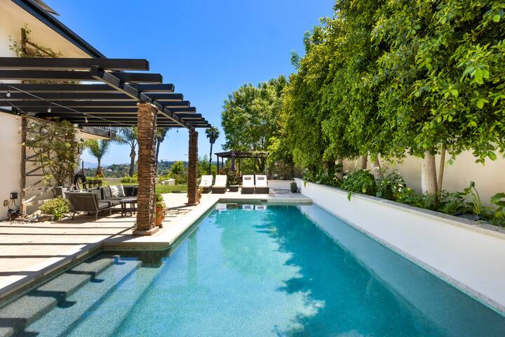 CA Resort-Style Villa w Tennis, Pool/Spa, Views gallery image 5