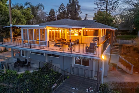Waterfront | Dog Friendly | Full Kitchen | Dock