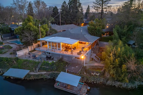 Waterfront | Dog Friendly | Full Kitchen | Dock