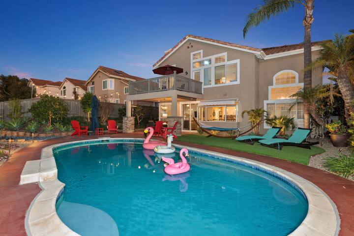 Spacious Canyon-View Oasis – Pool, Sauna gallery image 2