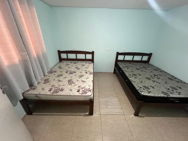 غرفة النوم 1