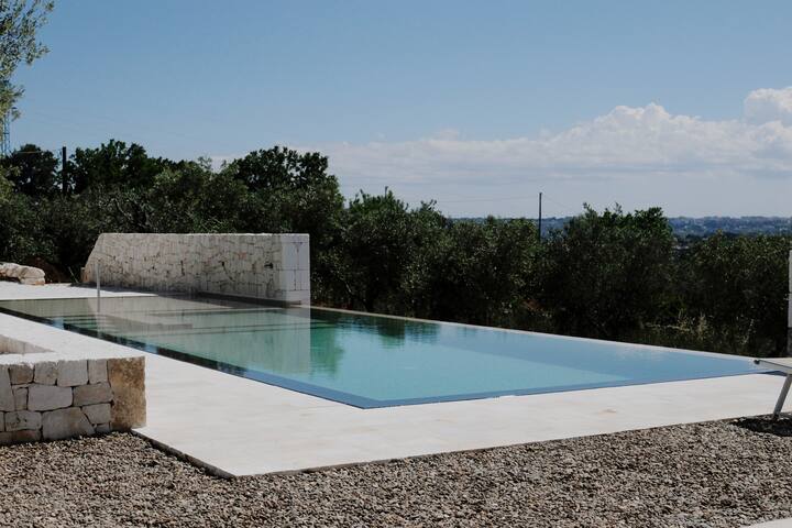 Trulli Loco – Villaggio privato con piscina gallery image 2