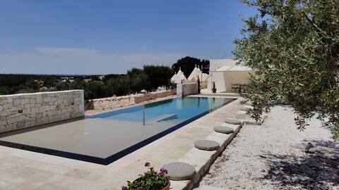 Trulli Loco - Private Village with Pool