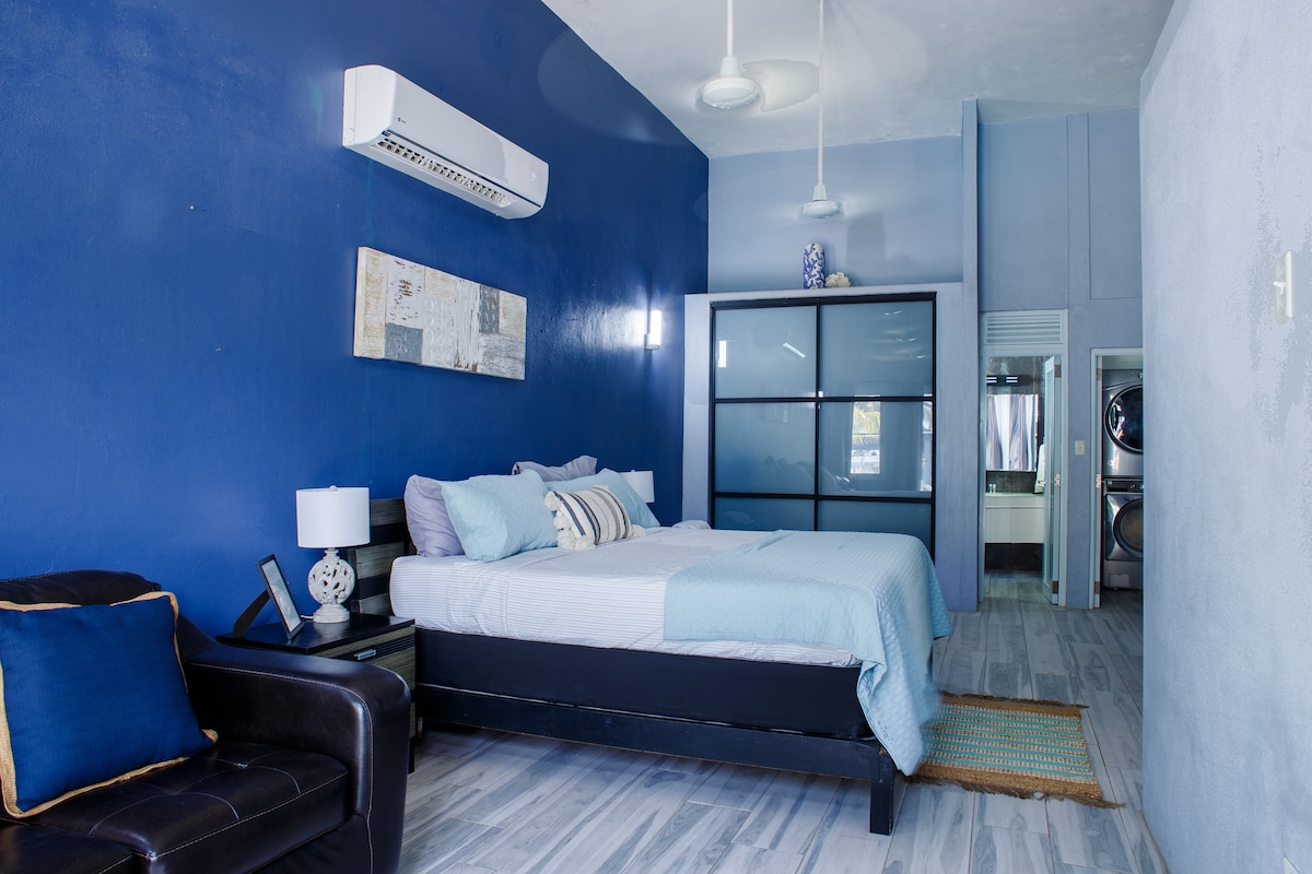 Downstairs bedroom 2 with private bath