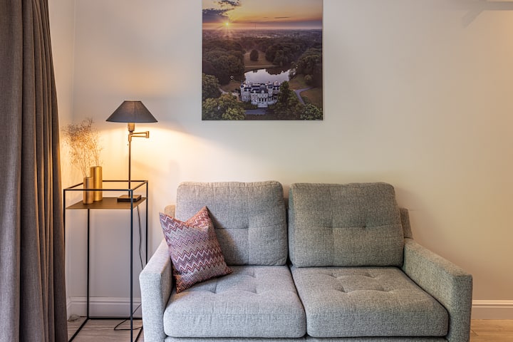 Chez Nanou 4 Star Holiday & Business Suite - Brasschaat