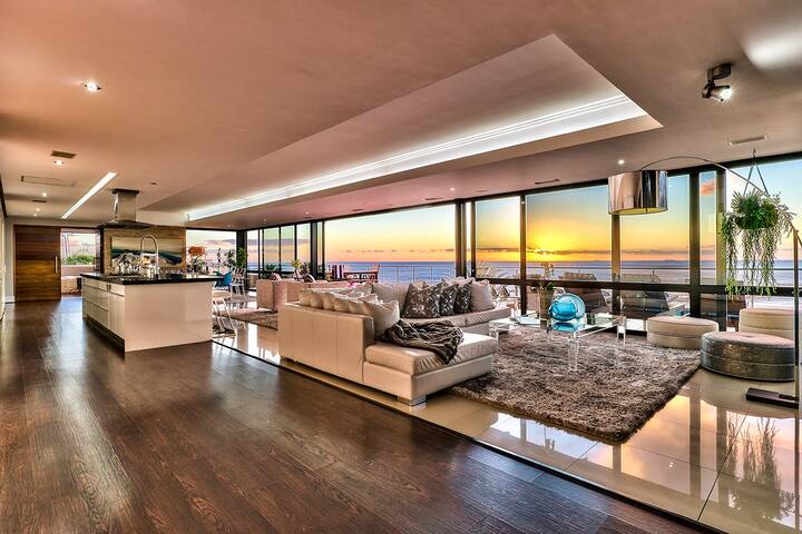 Ultra-Modern Lifestyle SaltLife Camps Bay