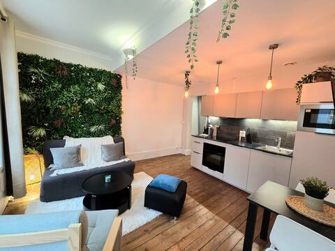 Welcome to the jungle, Hyper centre, Wifi