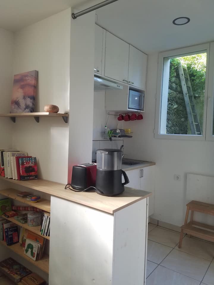 T2 Dans Bourg De Village - Oloron-Sainte-Marie