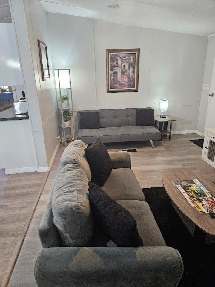 Pet Friendly 3 Bed 2 Bath Family Home On The Water - Okeechobee, FL