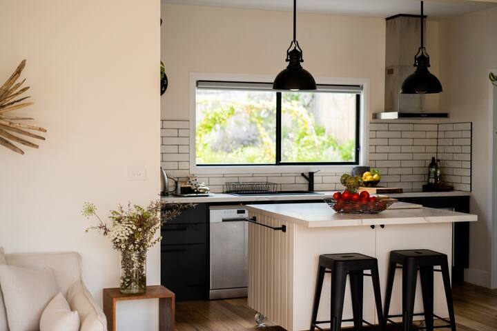 Spring Time favorite with heated pool gallery image 4