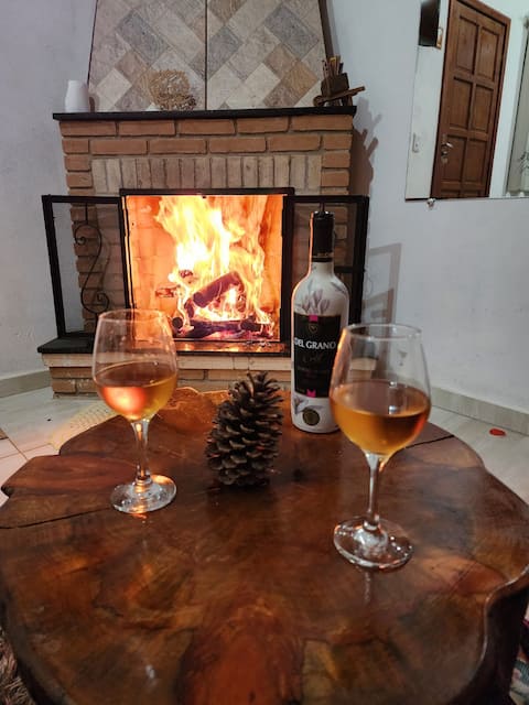 Anúncio popular: Cottage with fireplace and Monte Verde whirlpool. em Camanducaia