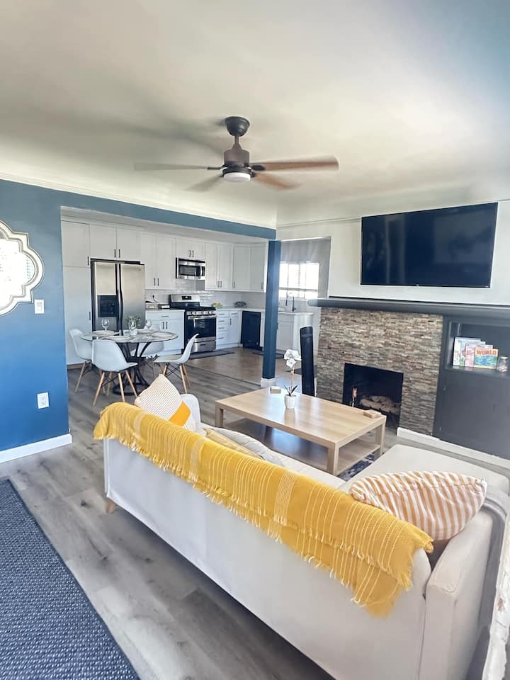 Landis By The Park - 2br/2ba Central Sd Home - San Diego, CA