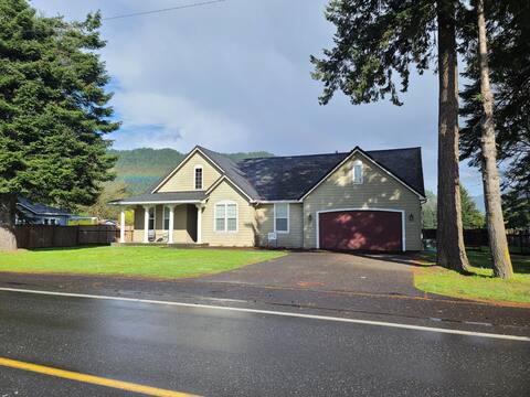 Dog Friendly Carson Home on Elk Ridge Golf Course