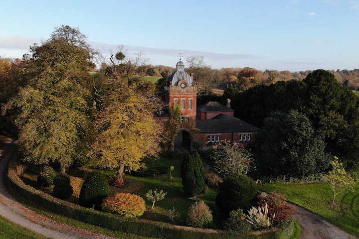 The Clock Tower Stable Block - Hampshire