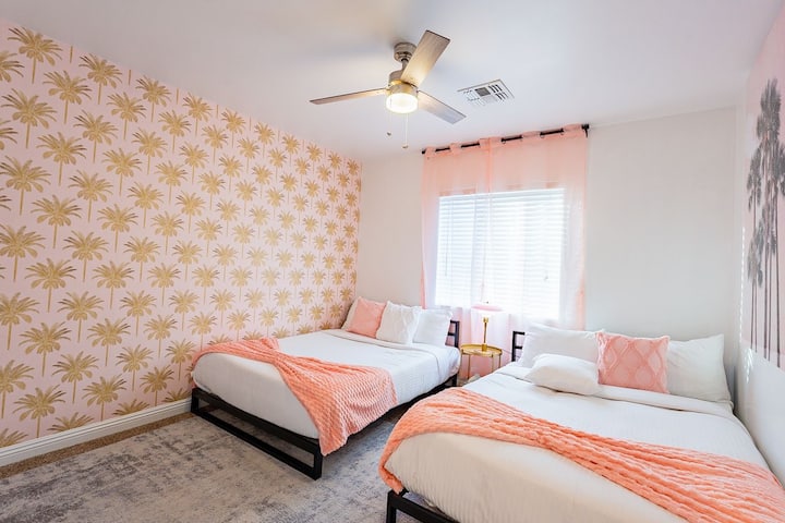 Golden hour meets golden palms ✨ Double beds, blush vibes, and sleepover energy perfect for your bride tribe.