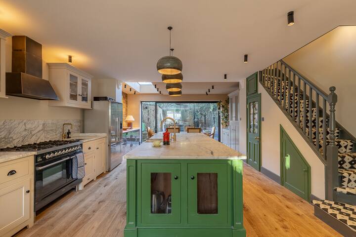 4 bedroom Maisonette near Primrose Hill gallery image 2