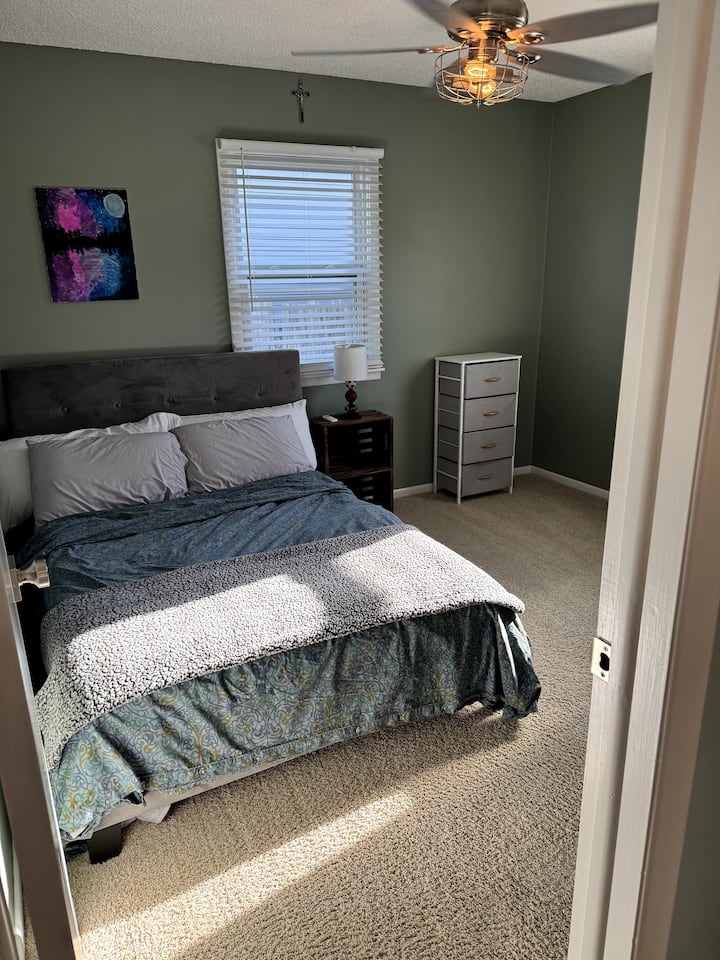 غرفة النوم 2