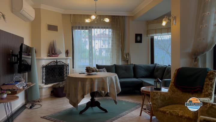Sapanca Two In One - Luxury Villa With Heated Pool - Sapanca