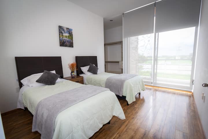 غرفة النوم 2