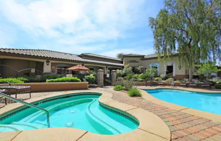 SuperHost 5 Star Service 2 Bedroom 2 Bathroom U030