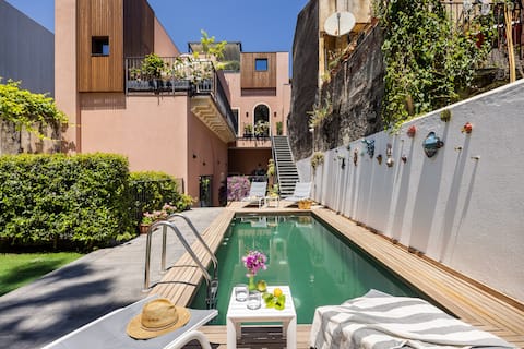 Bocca di Rosa Suite with Private Jacuzzi and Pool
