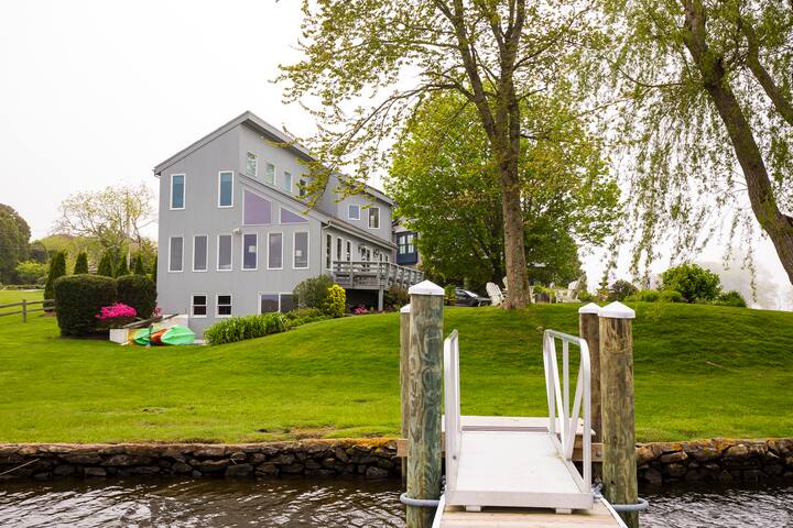 Waterfront Secluded Home with Dock gallery image 5
