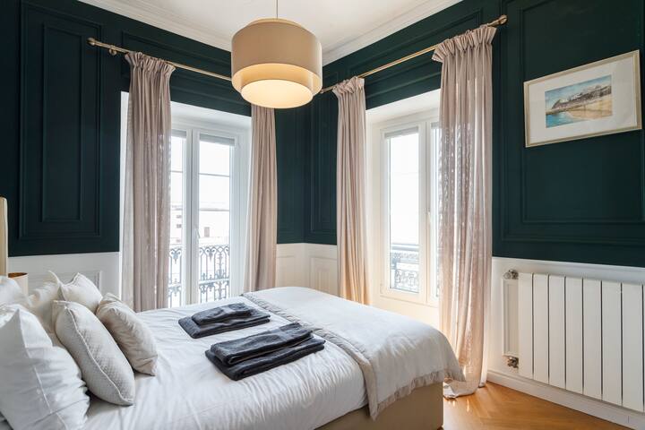 GLAMOROUS AND CENTRAL ALFAMA RIVERVIEW gallery image 2