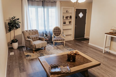 4 BDRM Duplex Centrally located attached Garage