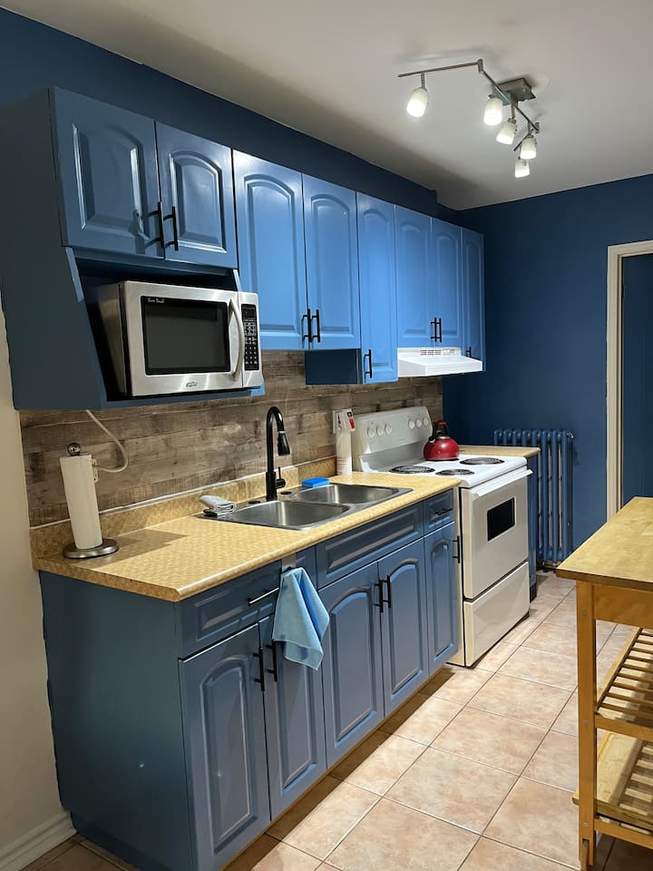 Cozy 1 Bedroom Apartment Close To Subway - Mississauga