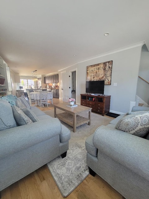 Popular Airbnb listing: Spacious & Pet-Friendly Modern Home in Charlestown in Charlestown